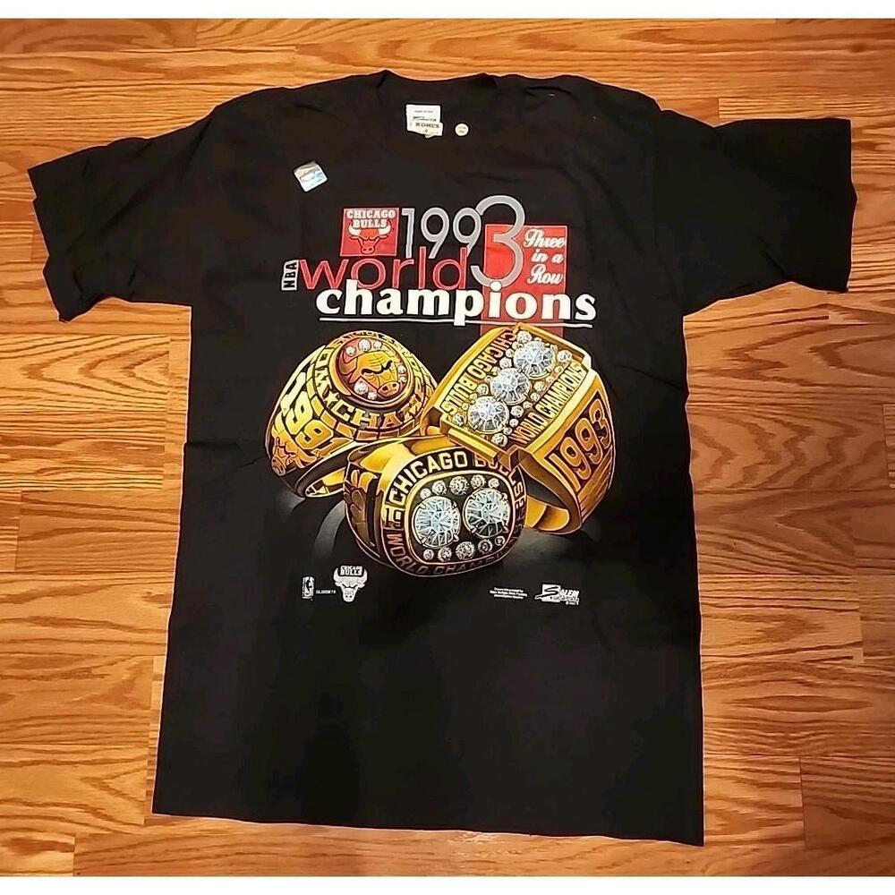 1993 Chicago Bulls Championship Champions T-Shirt  M